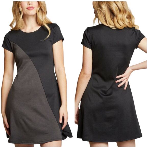 ModCloth NWOT Split Decision Colorblock Dress Size S Black Gray Short Sleeve - Picture 1 of 9